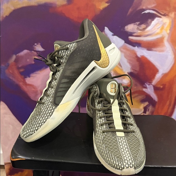 Nike Sabrina 1 \